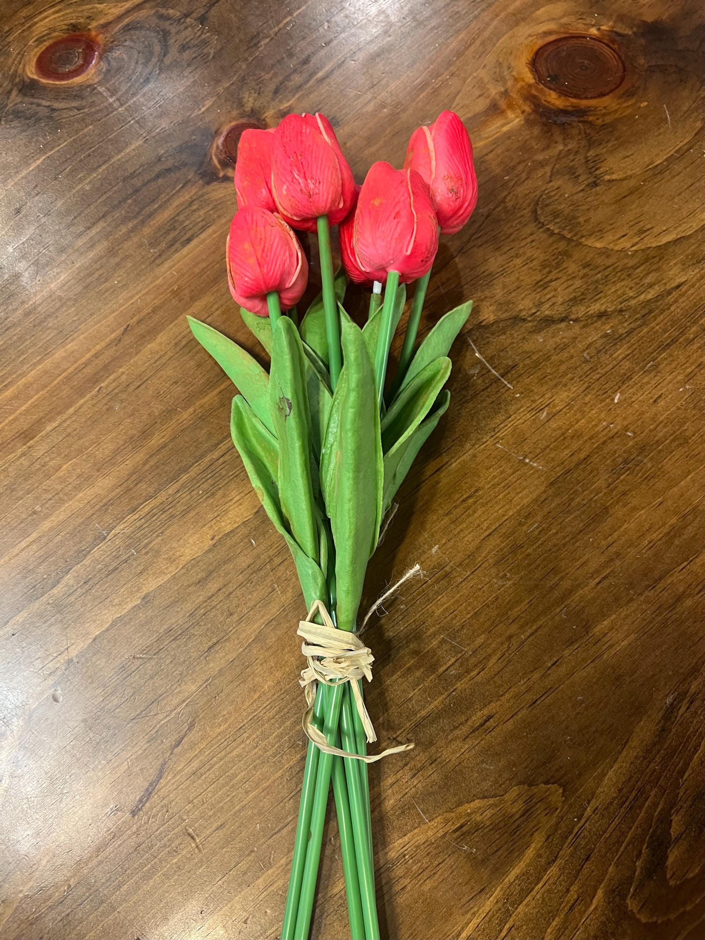 12” primitive grungy spring dyed set of tulips or daffodils