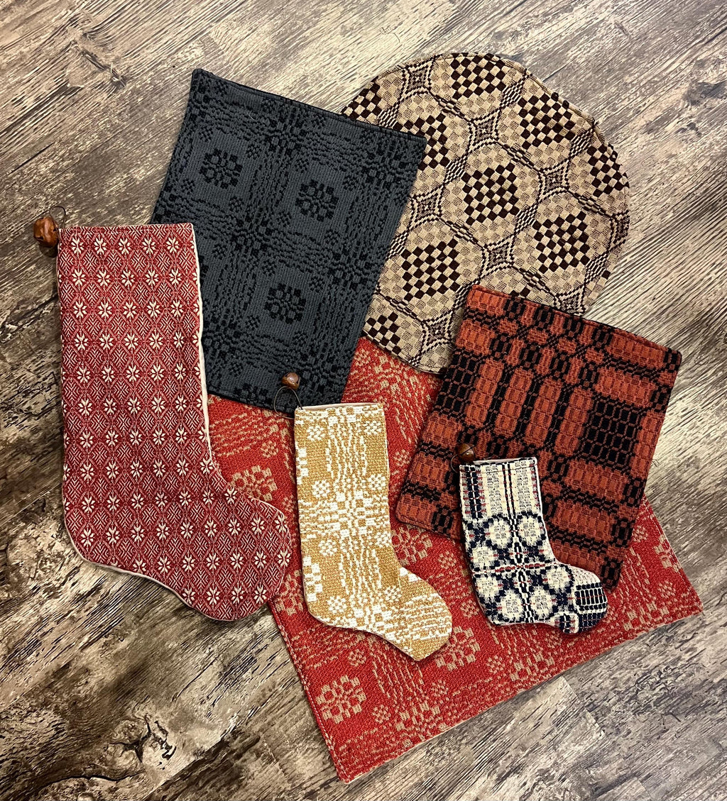 10"x12” Coverlet primitive table mat centerpiece