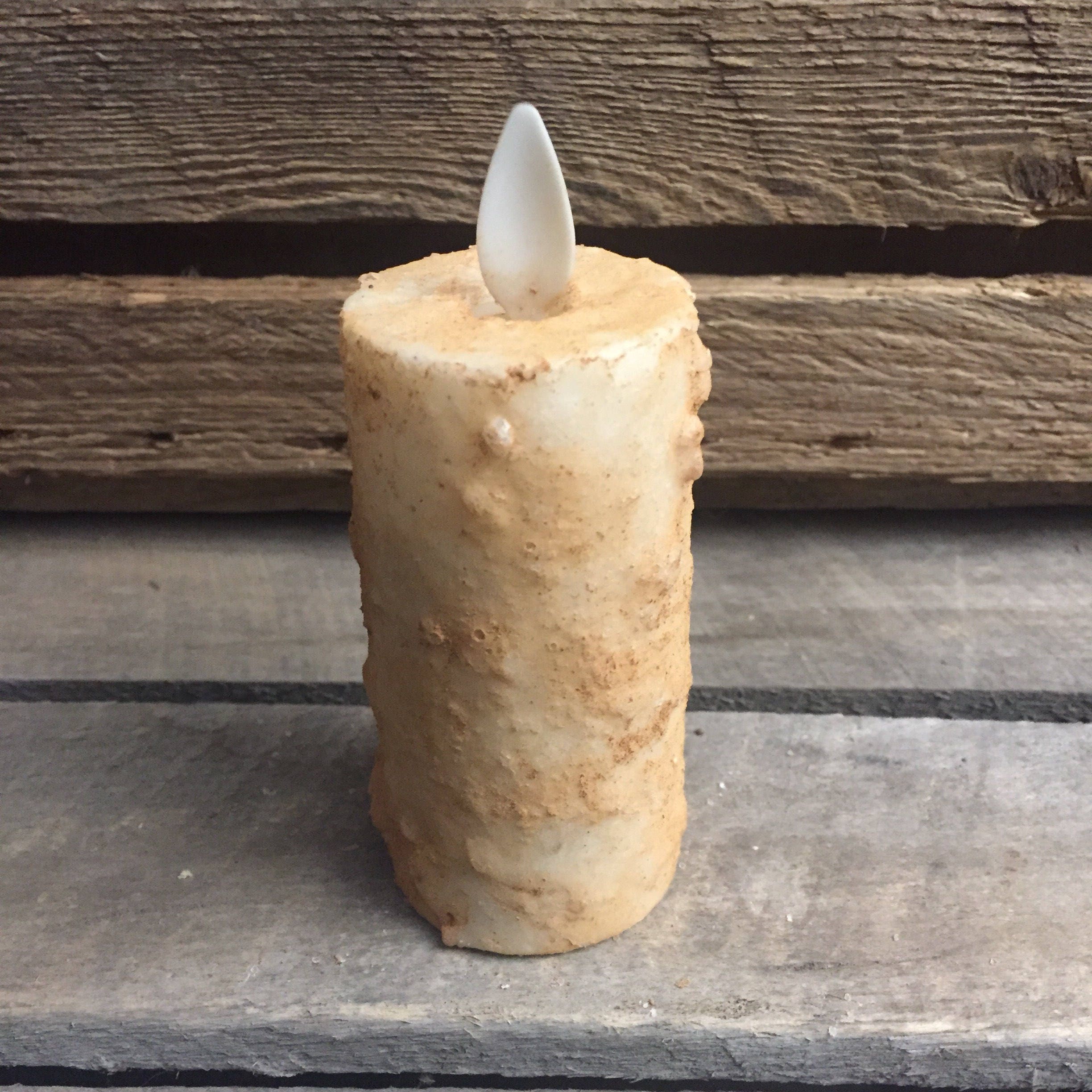 1.5"x4" Moving flame flat top battery operated timer votive