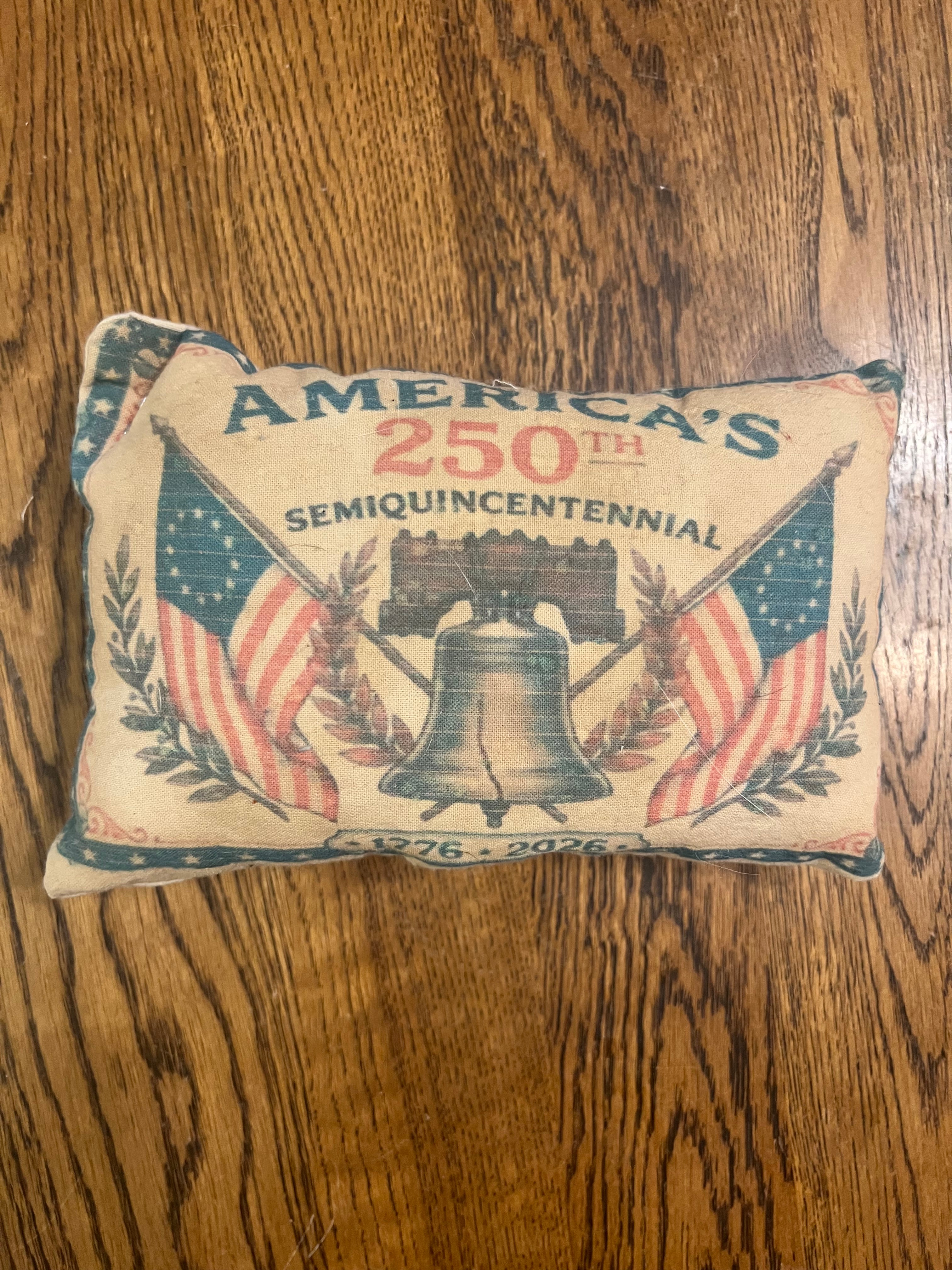 Primitive Americana pillow tuck
