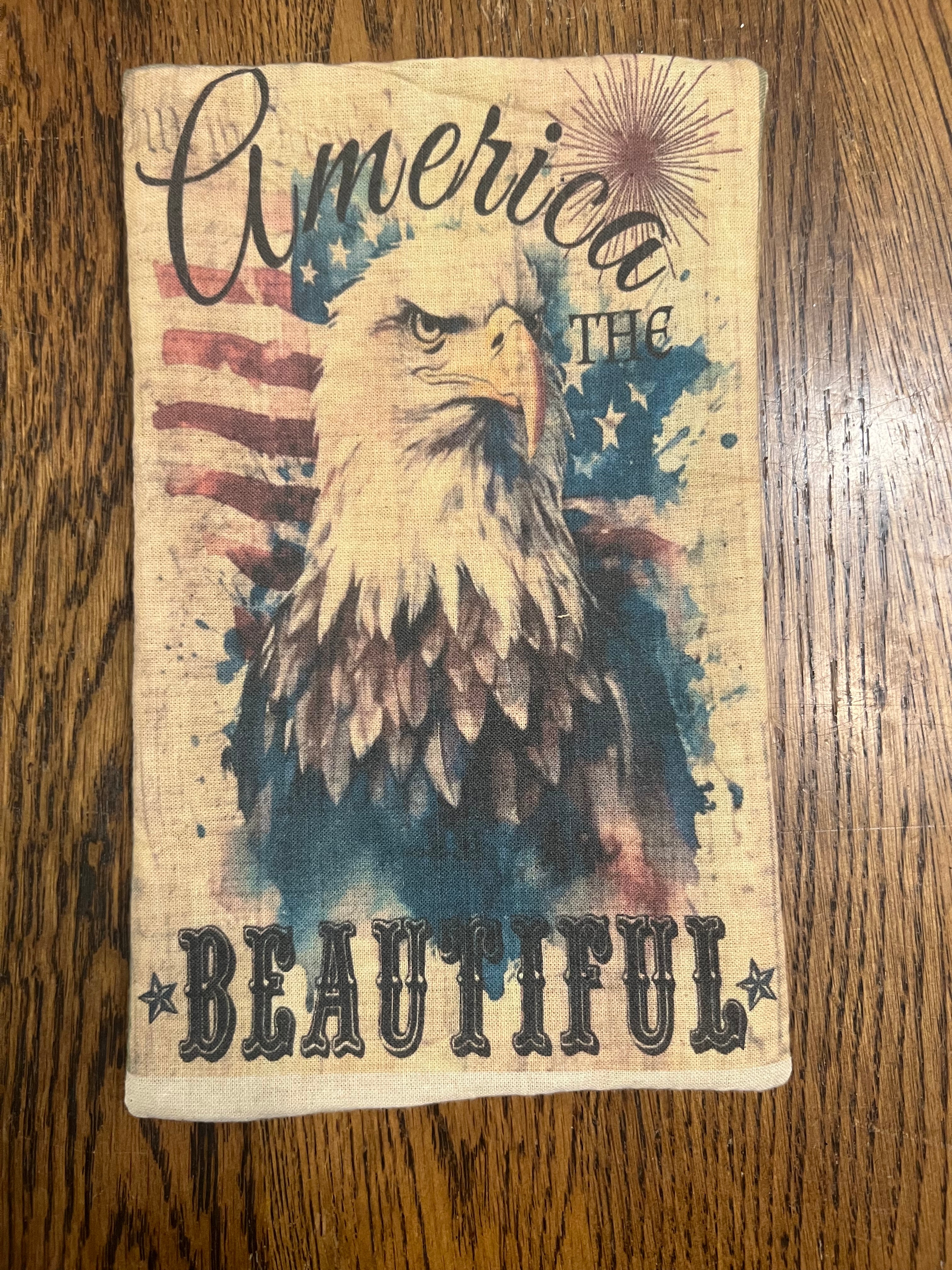 Primitive Americana pillow tuck