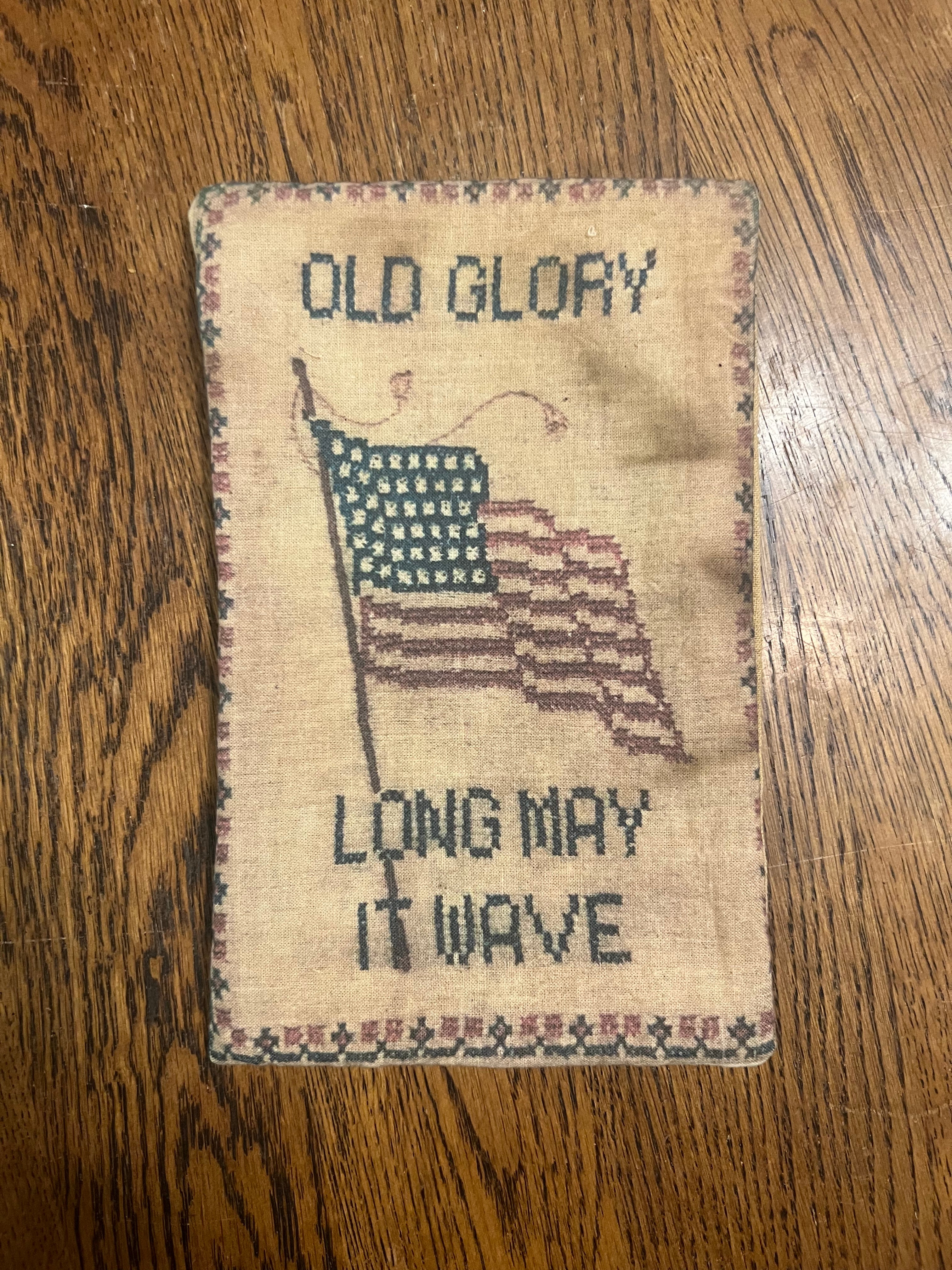 Primitive Americana pillow tuck
