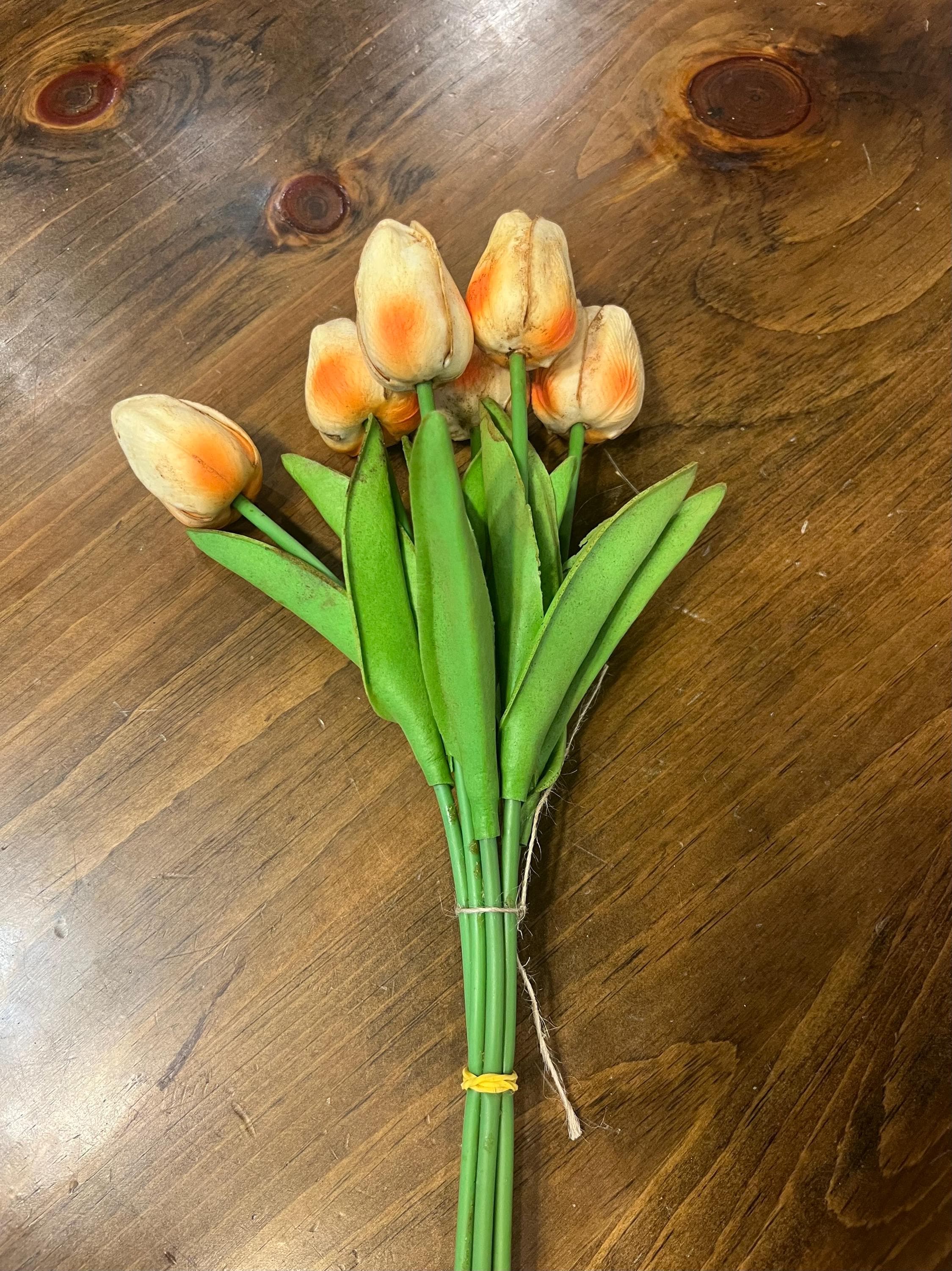 12” primitive grungy spring dyed set of tulips or daffodils
