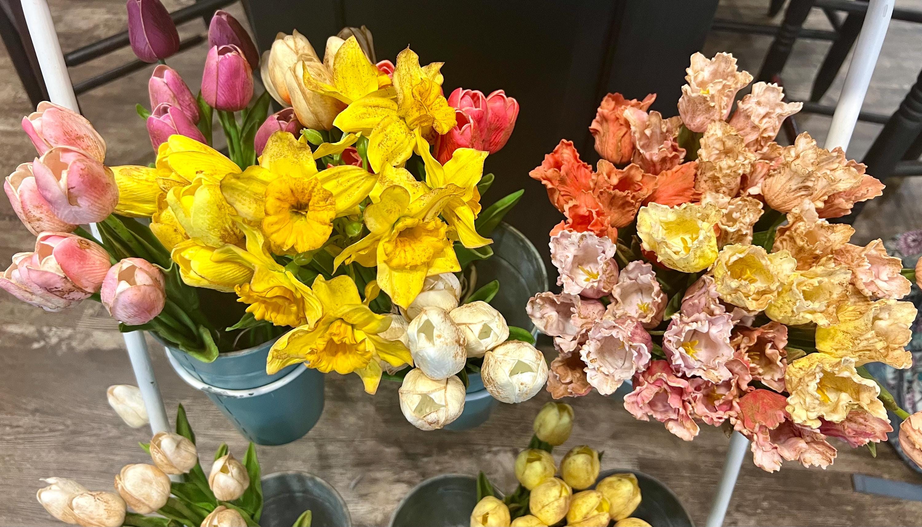 12” primitive grungy spring dyed set of tulips or daffodils