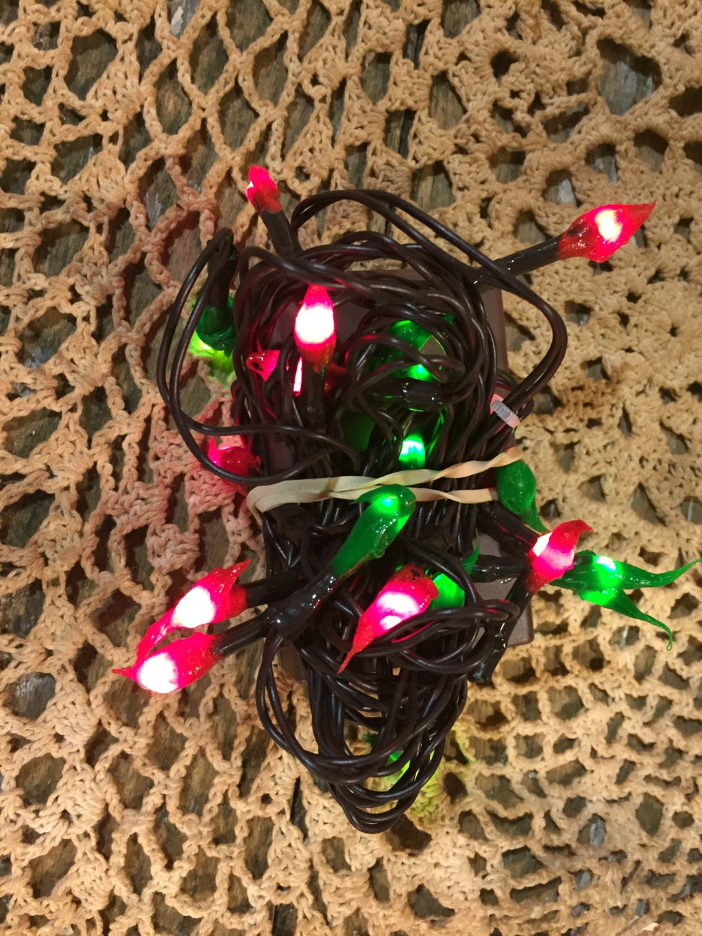 Battery operated timer hand dipped rice lights "red & green"